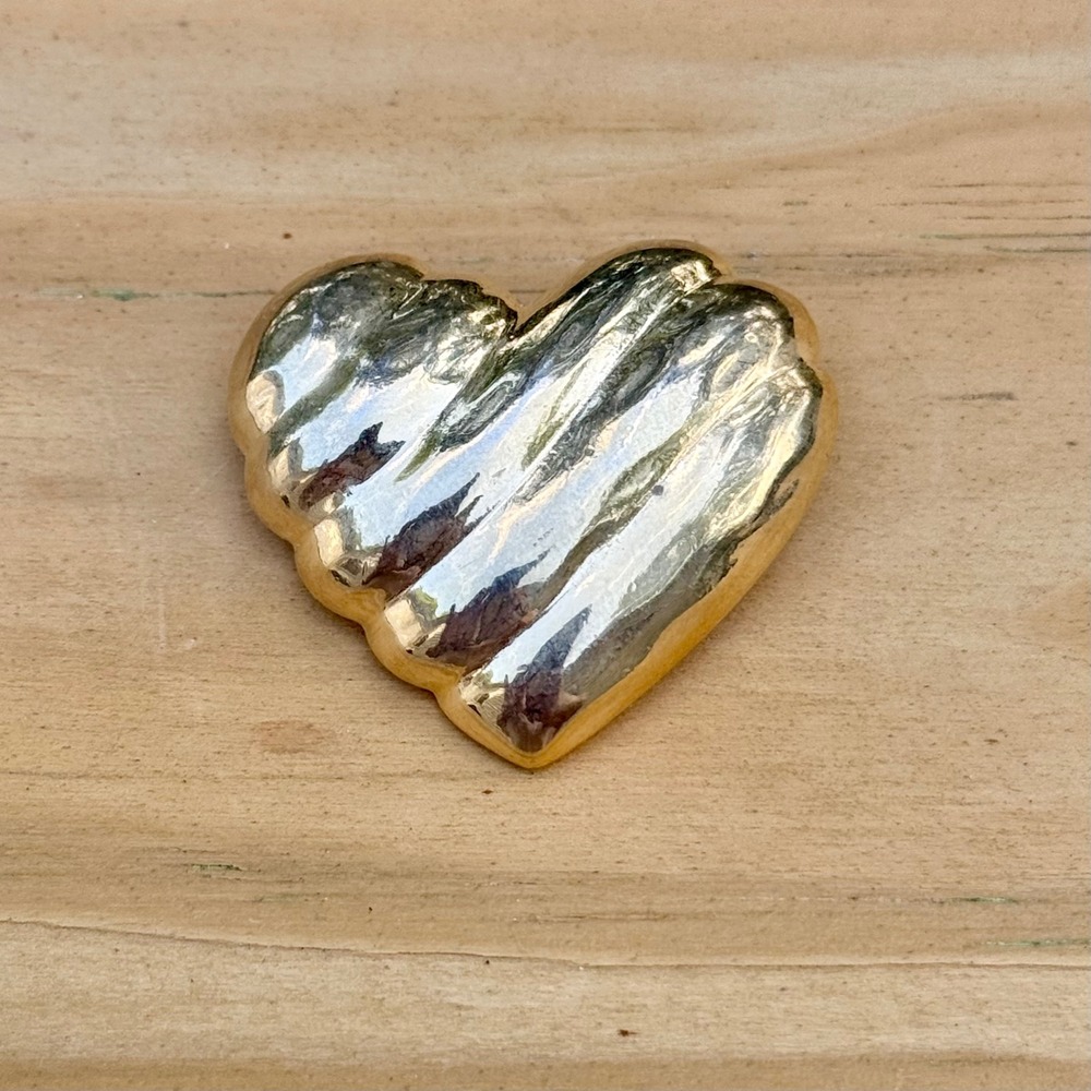 Trifari Vintage Gold Tone Ribbed Puffed Heart Brooch Pin Signed Designer